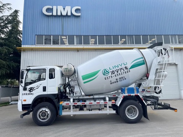 凌宇二橋攪拌車，一車適用多場(chǎng)景，四項(xiàng)核心優(yōu)勢(shì)